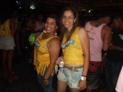 Oktober 10 Anos